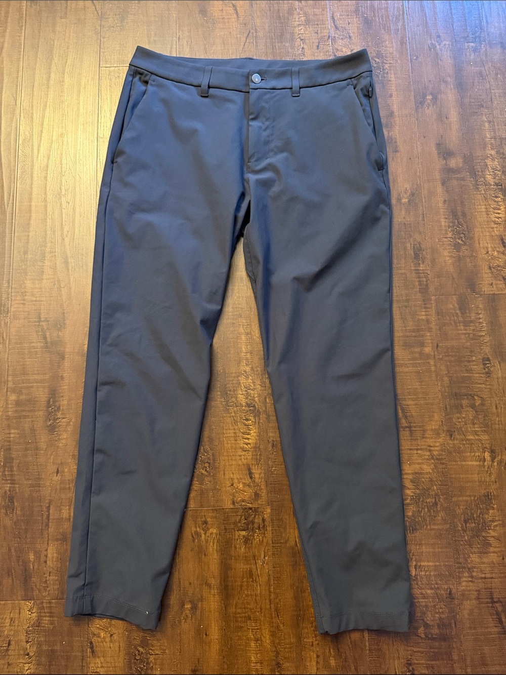 lululemon athletica Men's Chinos in Navy